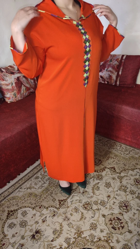 Additional image 2 of اللباس التق…