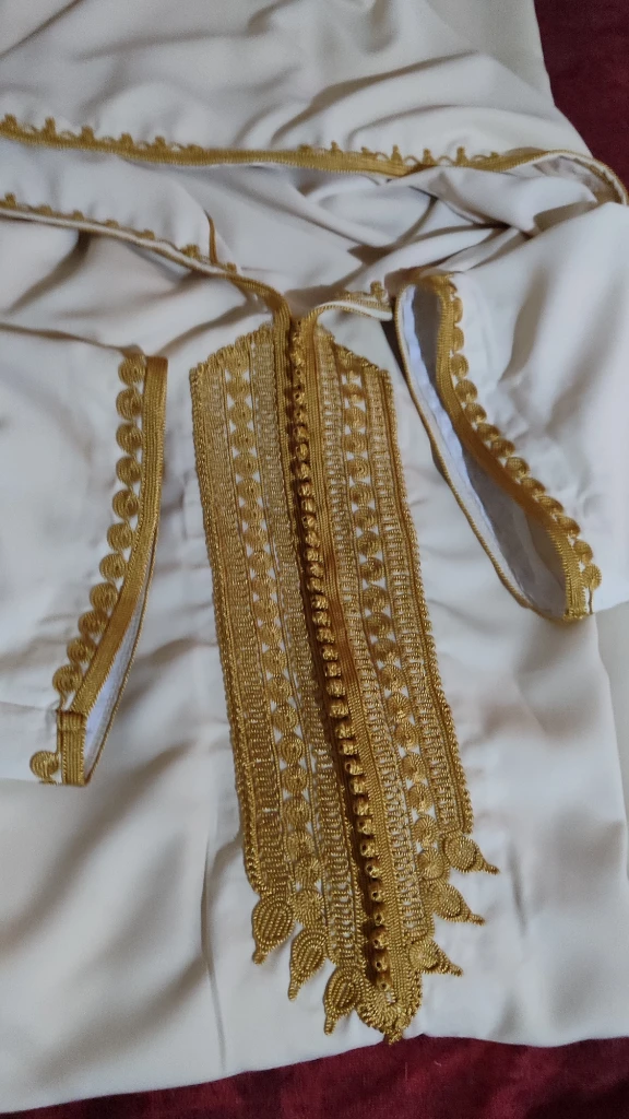 Additional image 1 of اللباس التق…