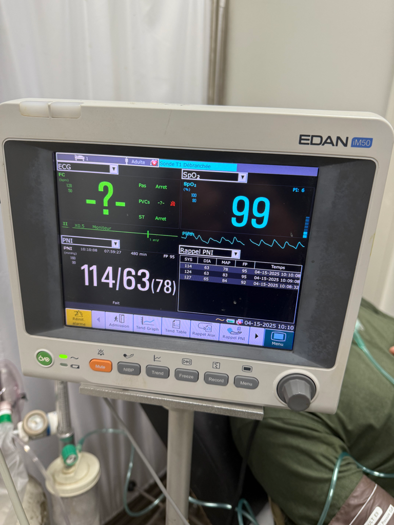 صورة لـ  infirmier p…