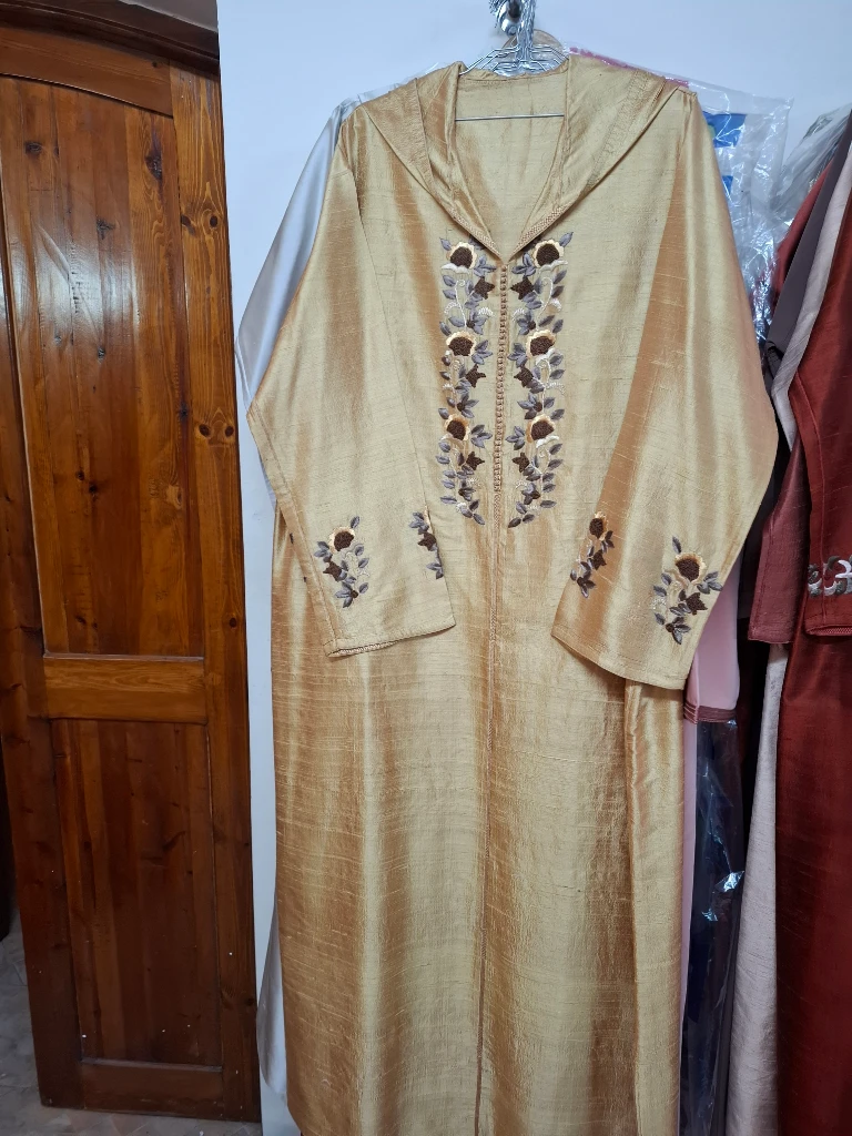 Additional image 3 of جلابة