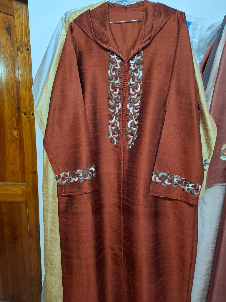 Additional image 2 of جلابة