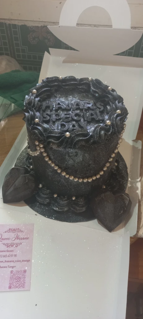 Additional image 1 of Queen_ihssa…