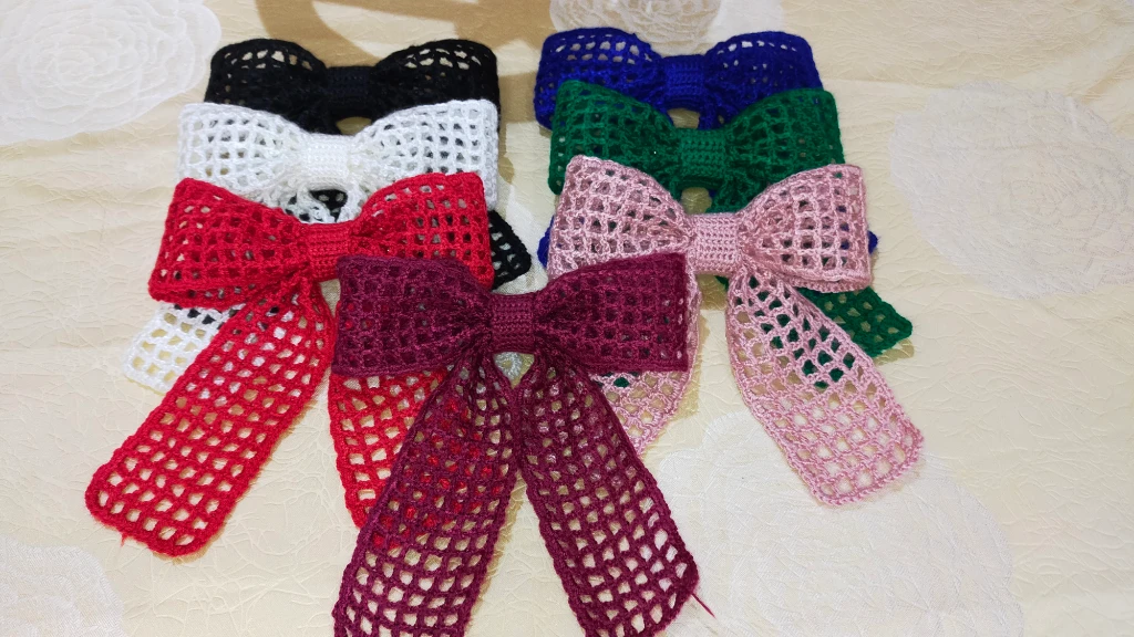 صورة لـ  مقابط شعر ب…