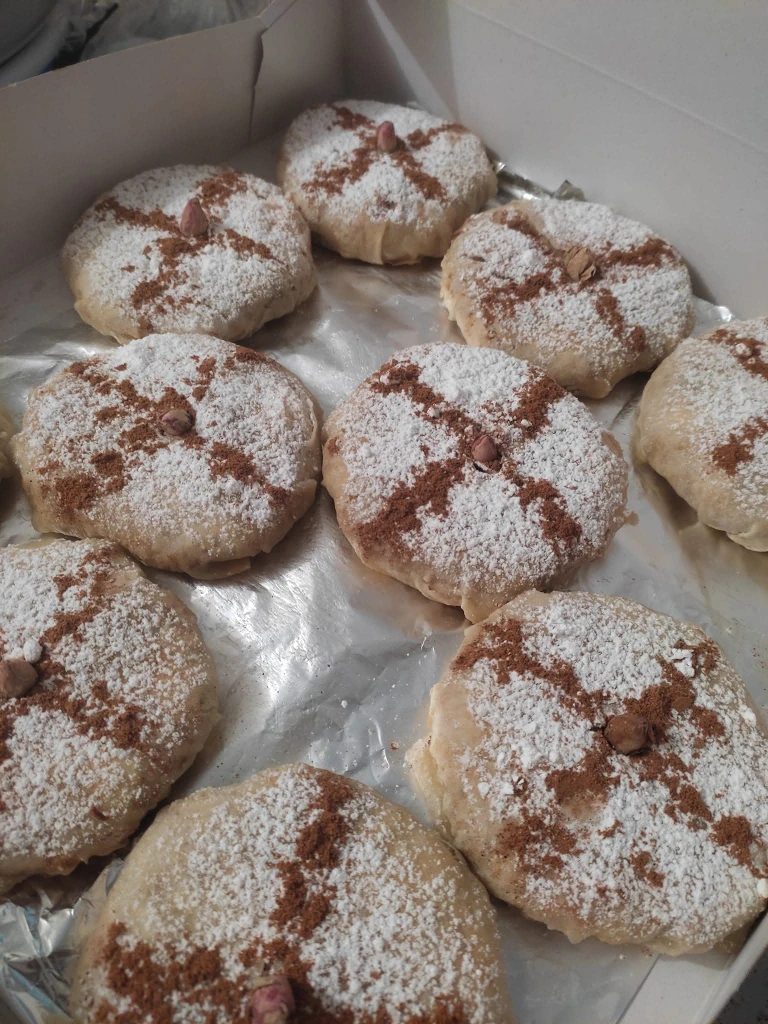 Additional image 2 of حلويات وممل…