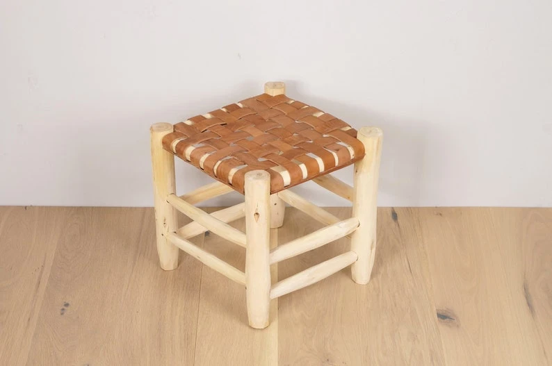 Additional image 1 of Tabouret