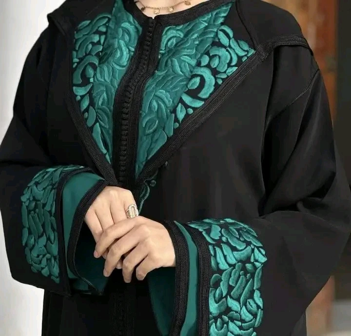 Additional image 5 of Kinzi_kaftan