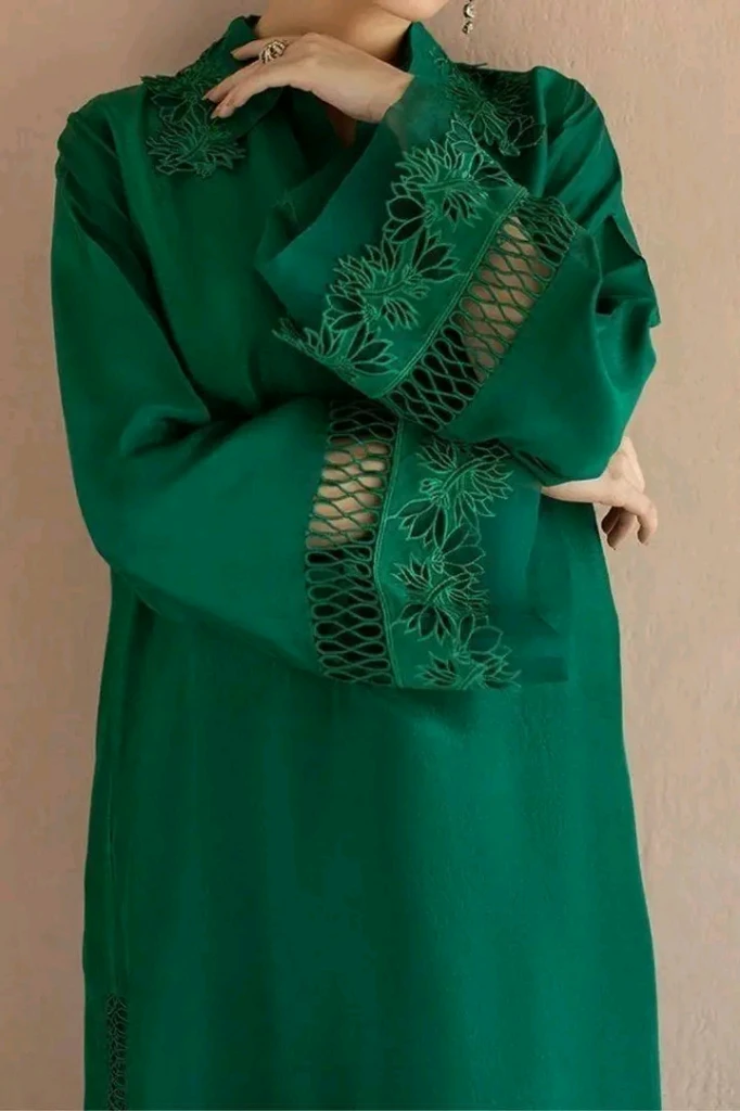 Additional image 2 of Kinzi_kaftan