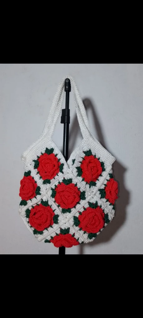 صورة لـ  حقيبة يدوية تقليدية