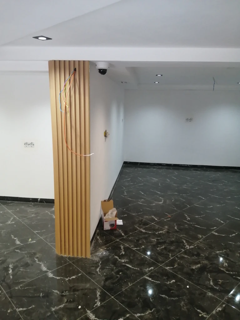 Additional image 2 of Caméra serv…