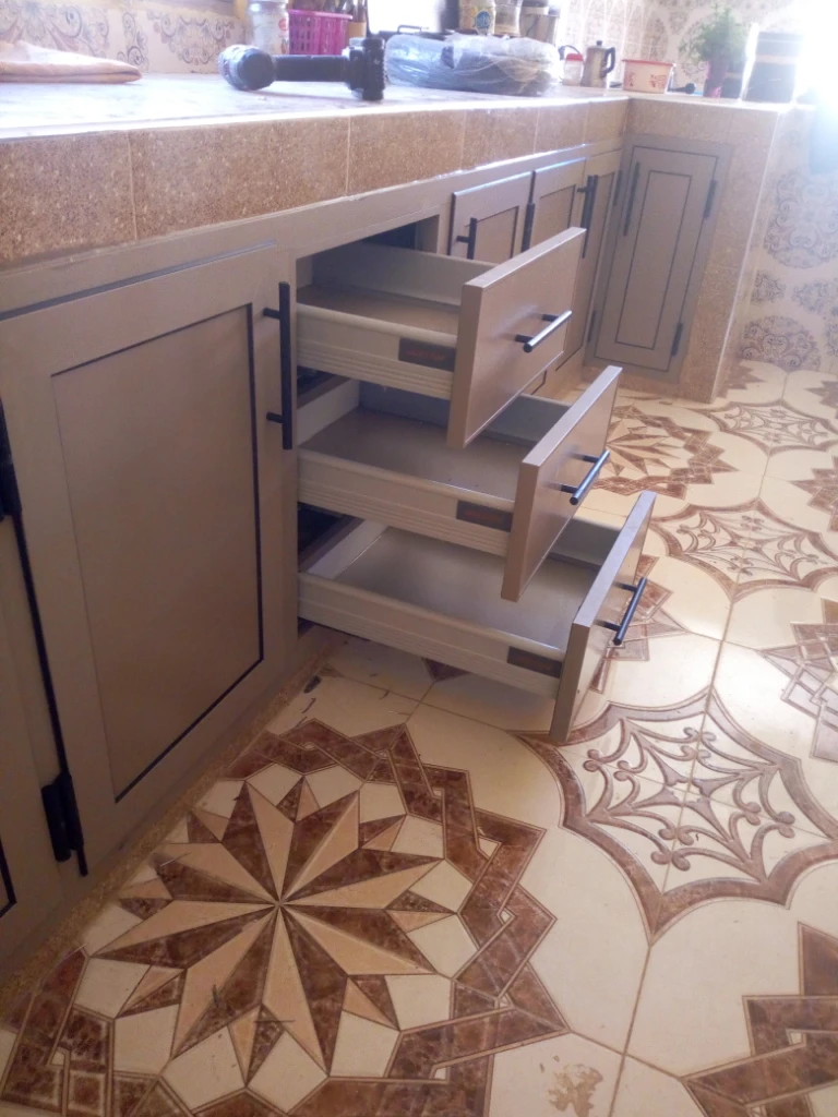 صورة لـ  ALUMINIUM M…