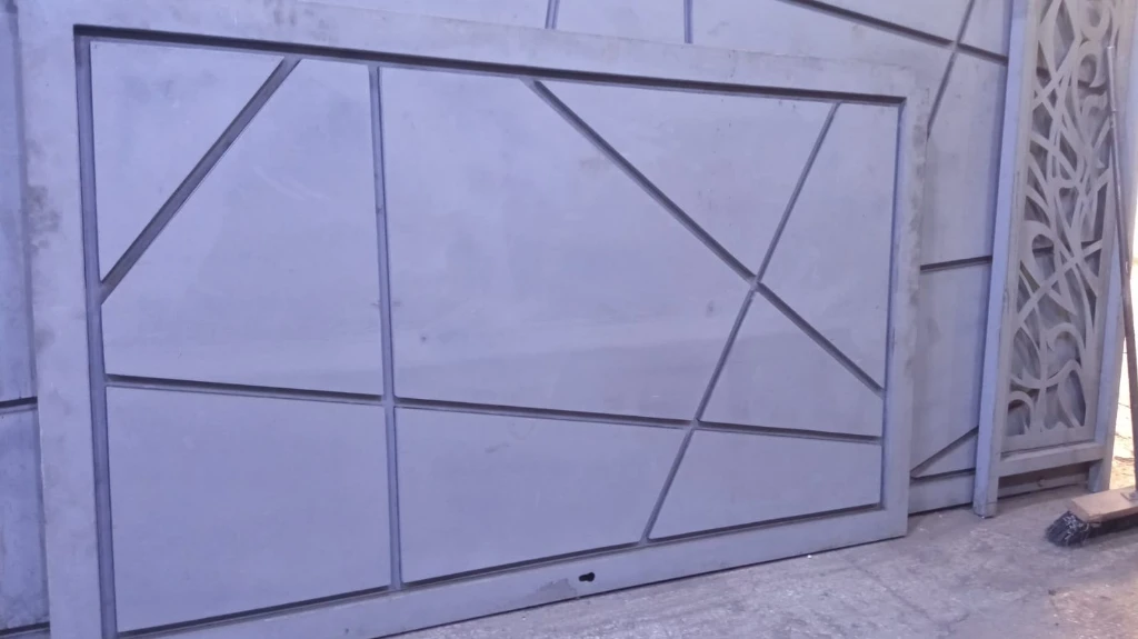 صورة لـ  العصري و ال…