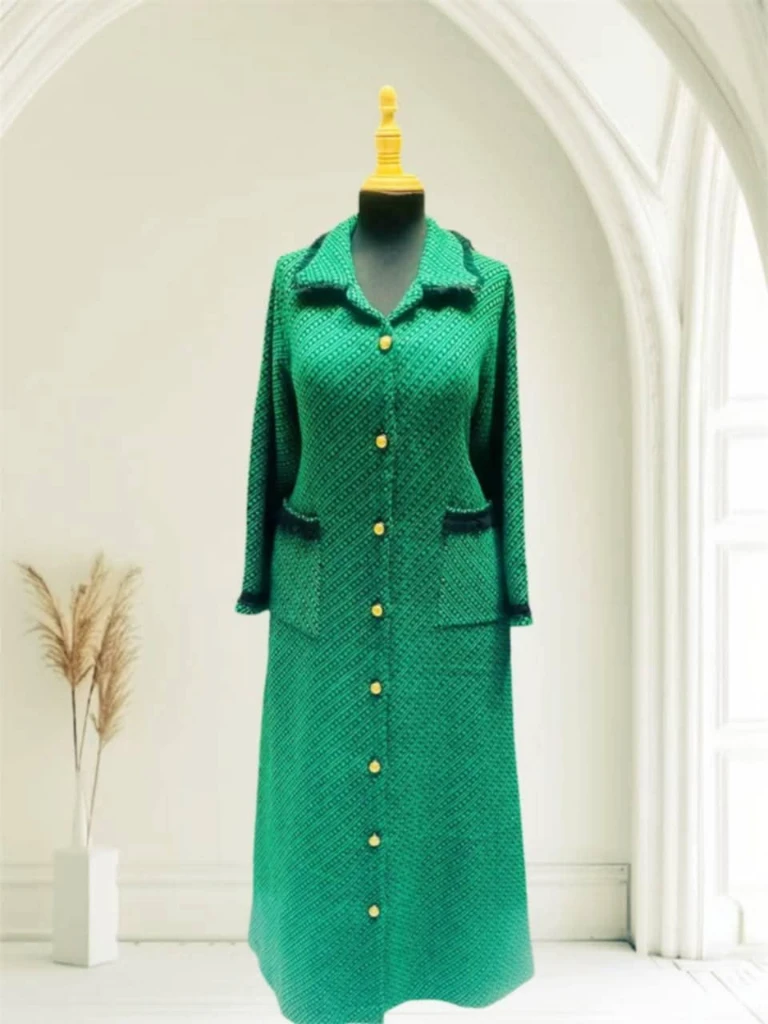 صورة لـ  ملابس عصرية…