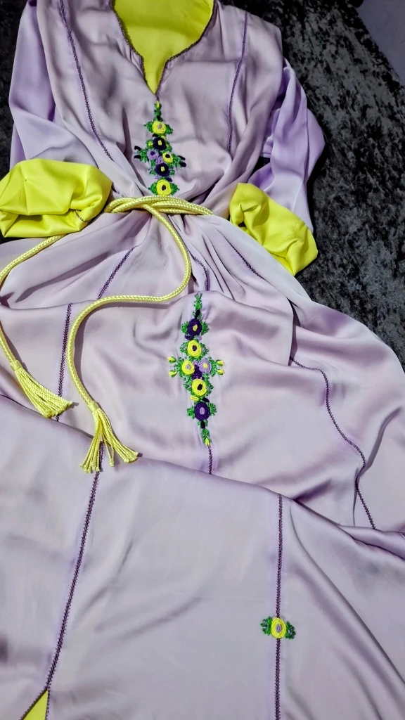 صورة لـ  قفطان مايا