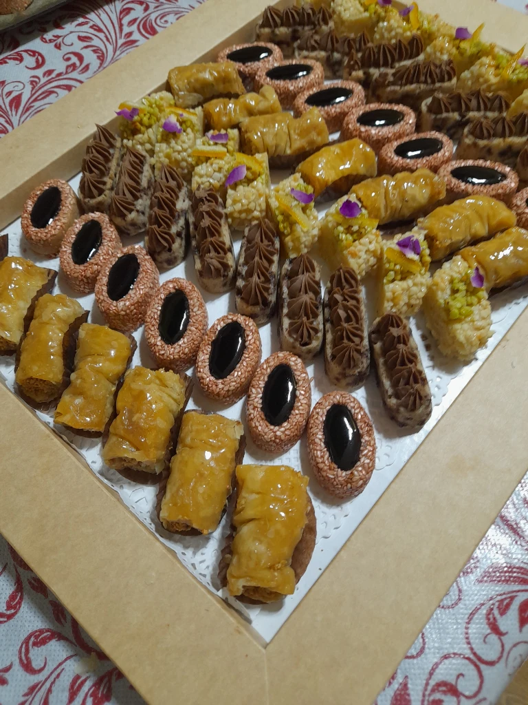 صورة لـ  حلويات مغرب…