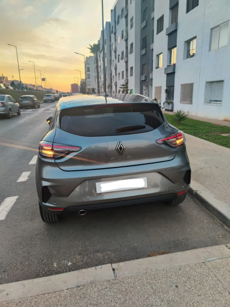 Additional image 2 of Nali_car