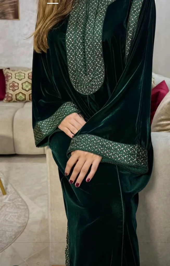Additional image 5 of جلابة +كيمو…