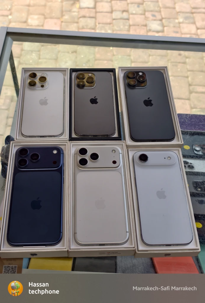 Additional image 3 of Smartphone …