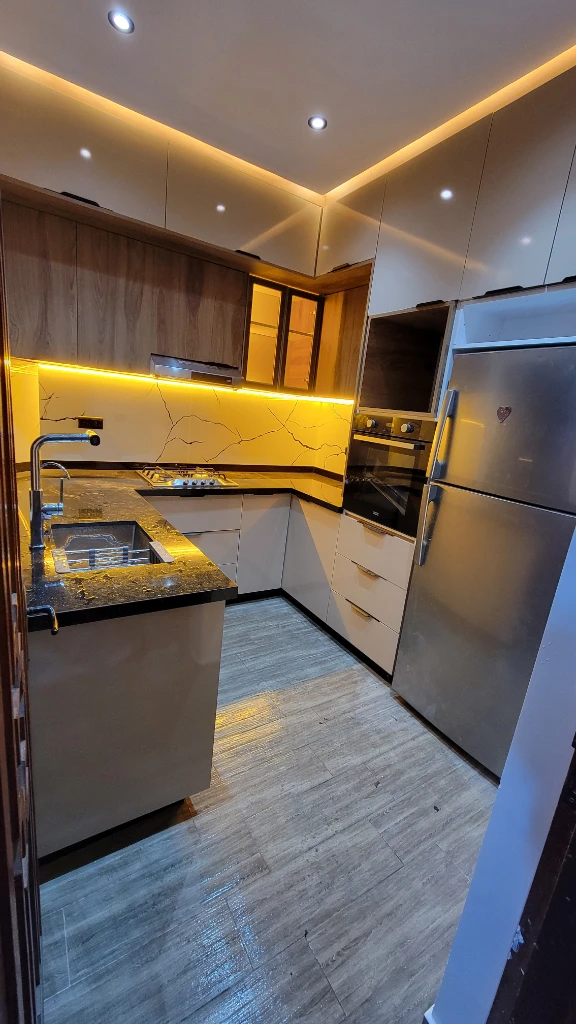 صورة لـ  كهربائي