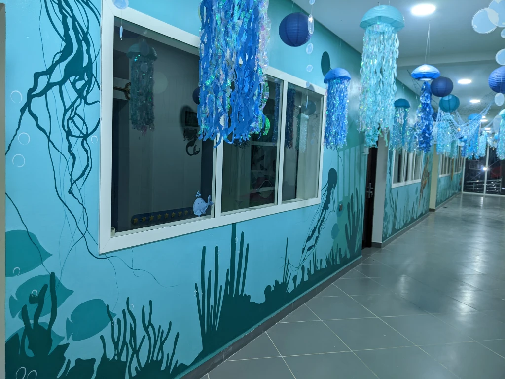 صورة لـ  Murals & Paintings