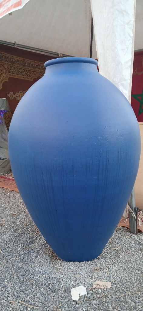 Additional image 2 of مزهرية كبيرة