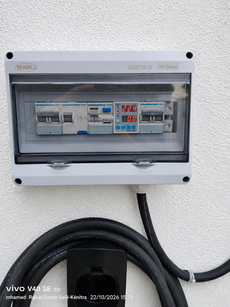 installation borne recharge voiture électrique rabat · 3