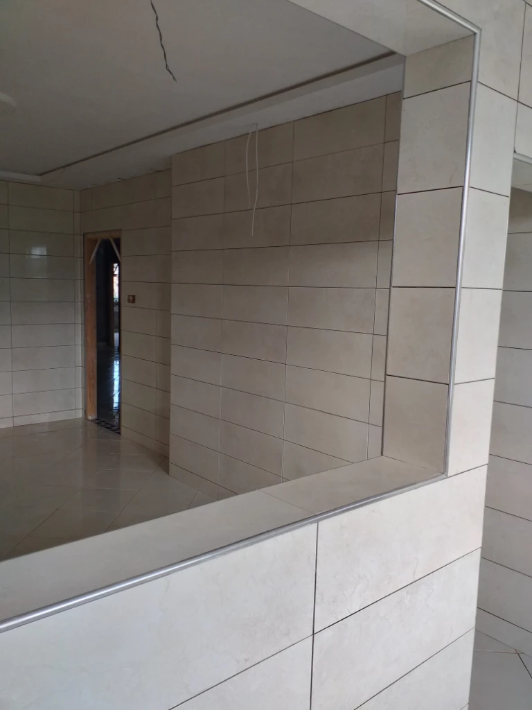 photo of تركيب جميع أنواع الزليج والرخام