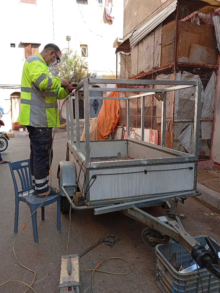 Additional image 3 of باب حديدي