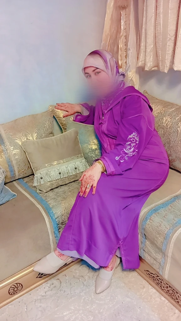 photo of جلابة مغربية تقليدية
