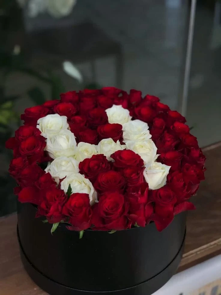 Additional image 5 of Fleuriste M…