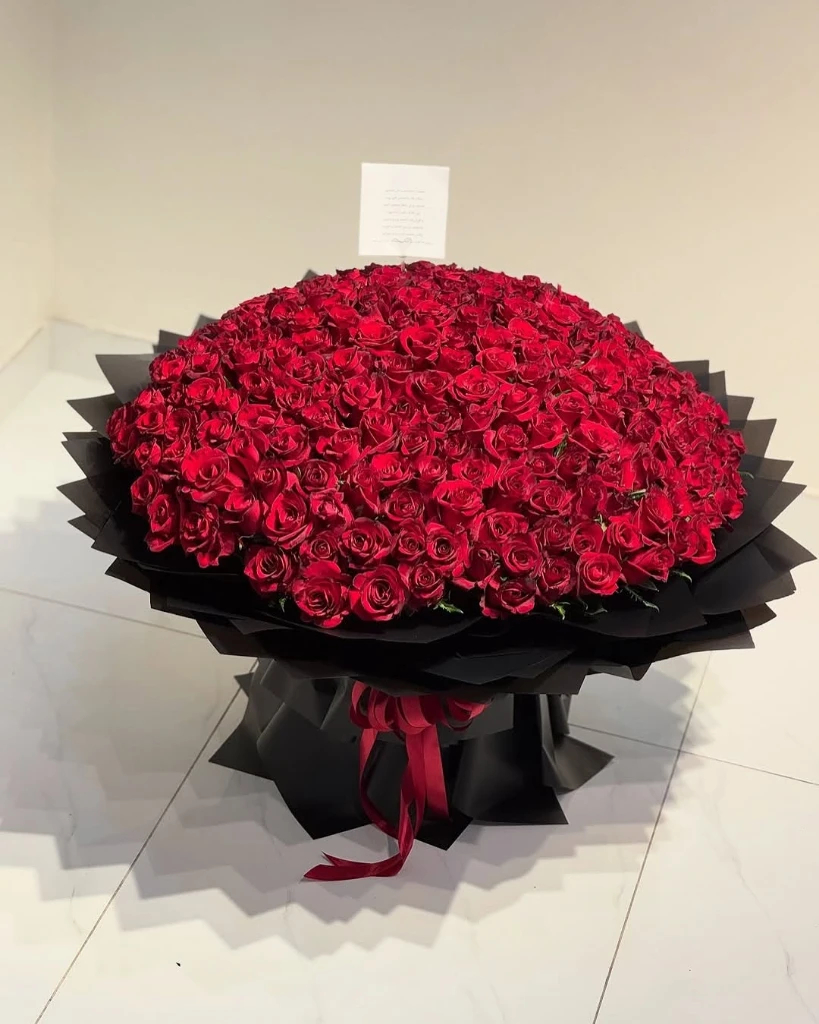 Additional image 1 of Fleuriste M…