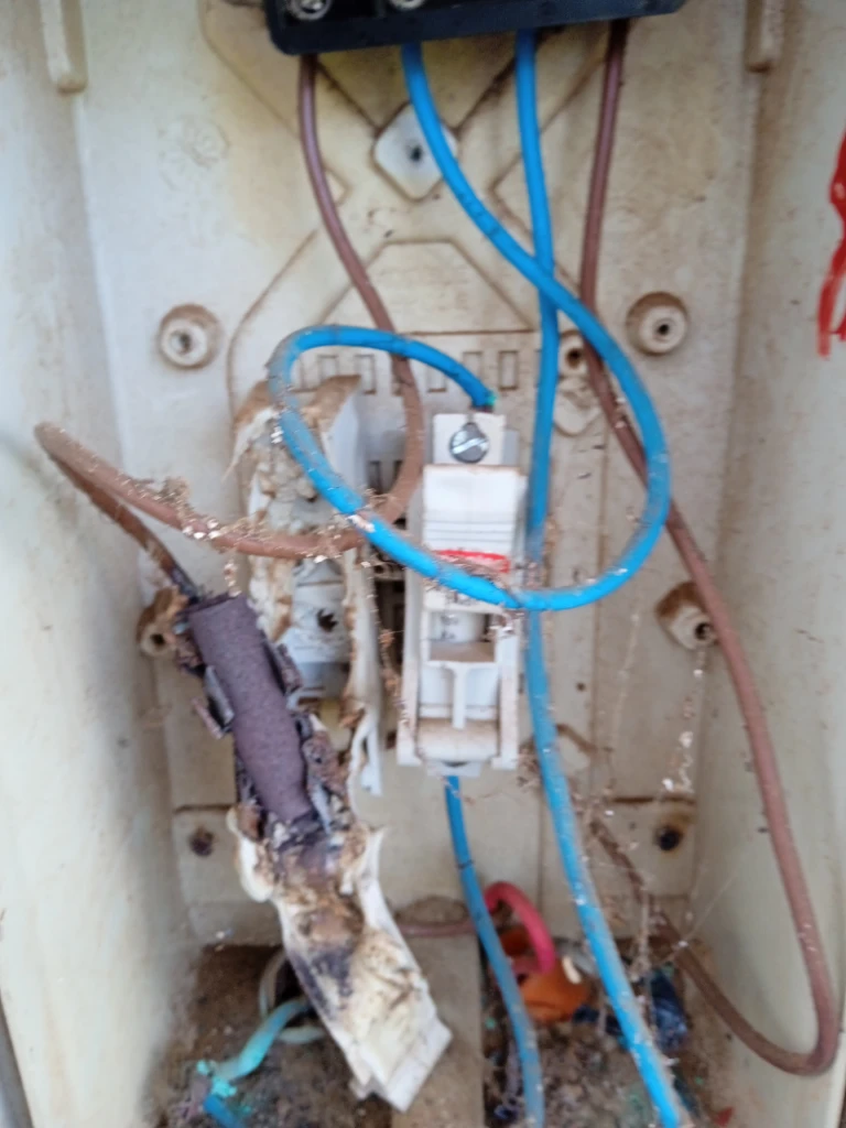 صورة لـ  إصلاح الكهر…