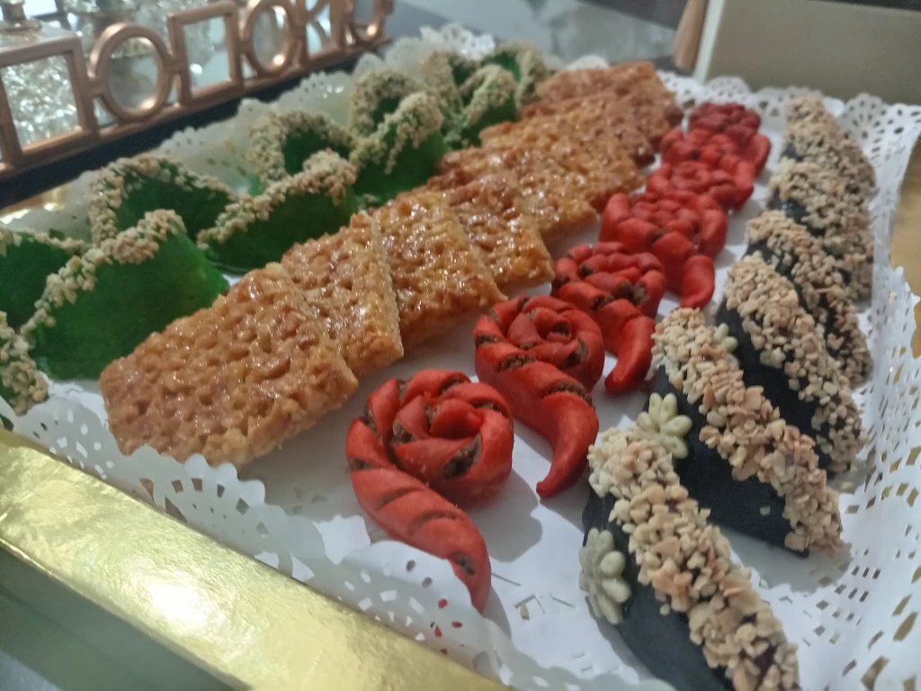 Additional image 2 of حلويات اللو…