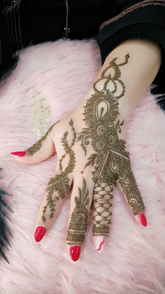 صورة لـ  نقش الحناء
