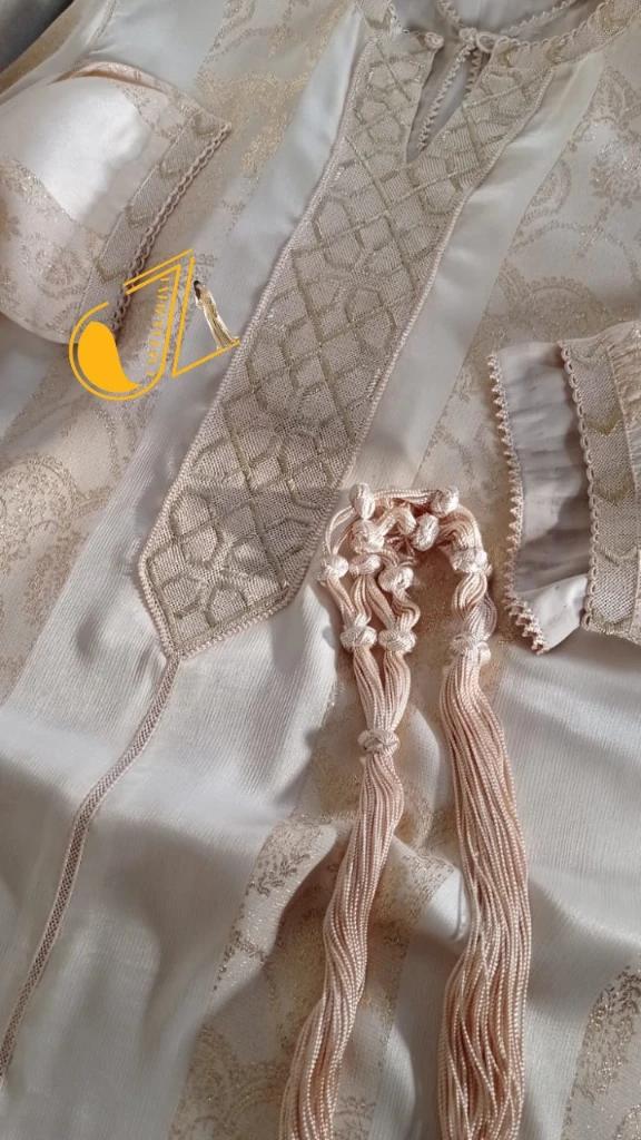 photo of قفطان زينة.…