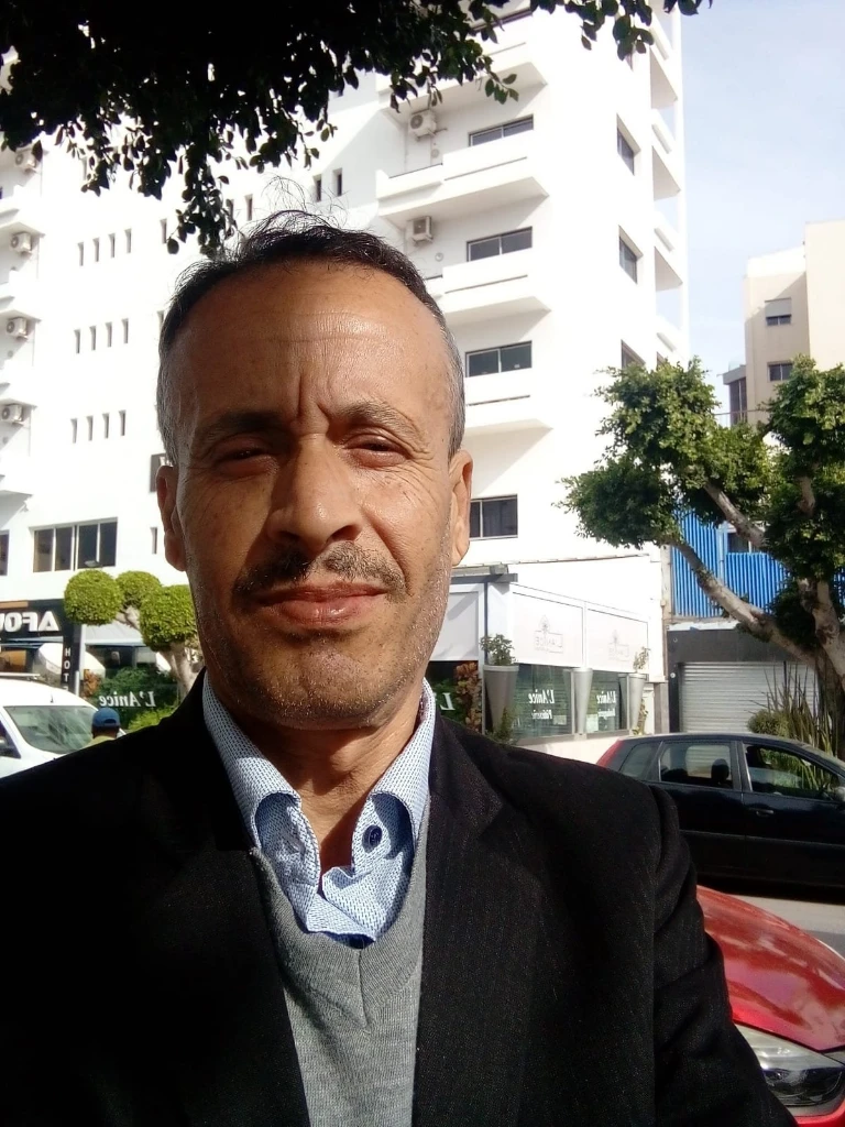 photo of الاستاذ حلي…