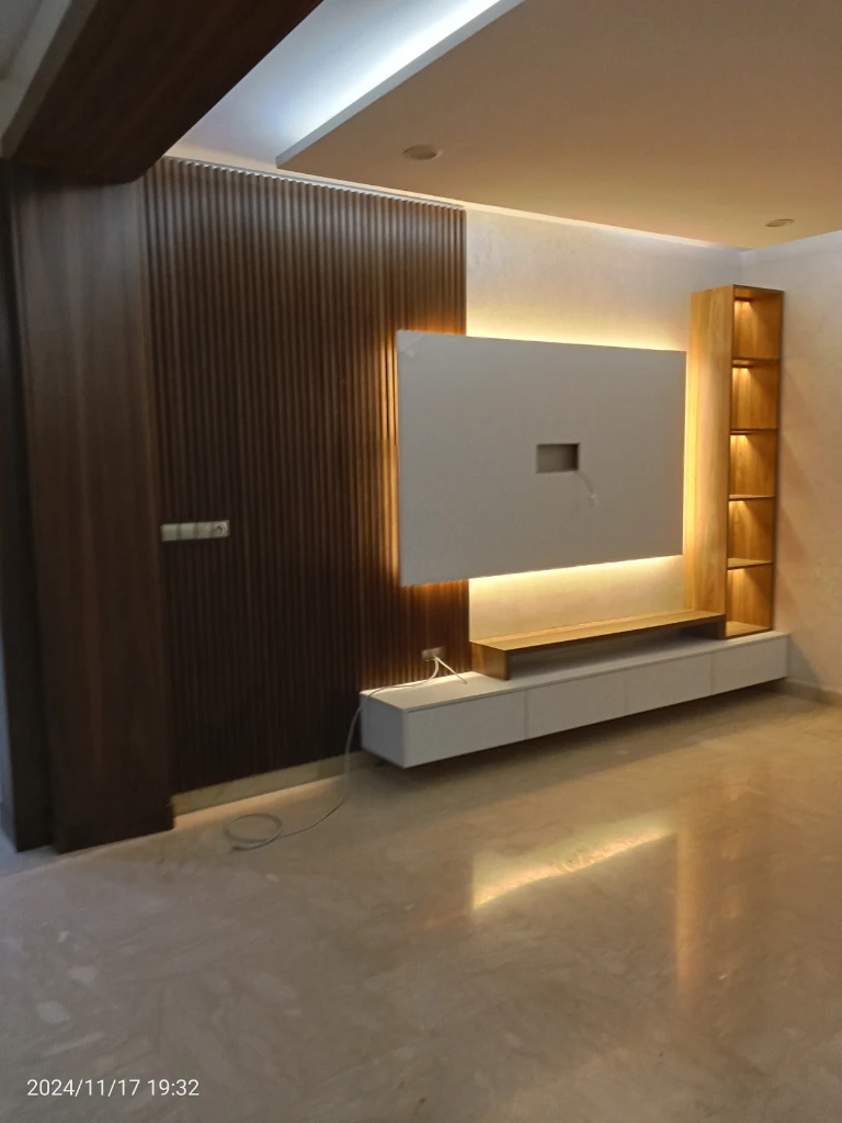 photo of الطاهري مصط…