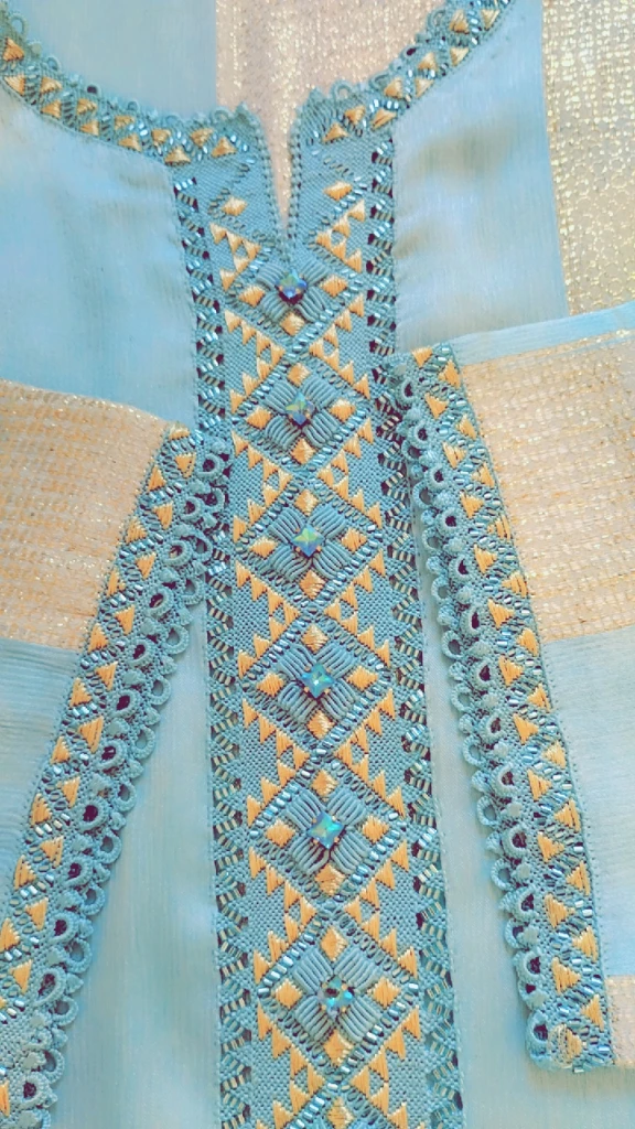 photo of مريم معلمة …