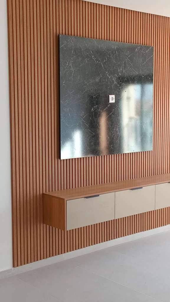 photo of حرفي نجارة …