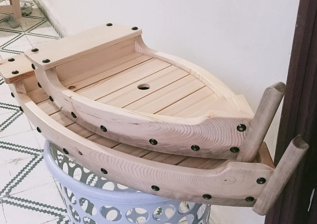 photo of نجارة عصرية…