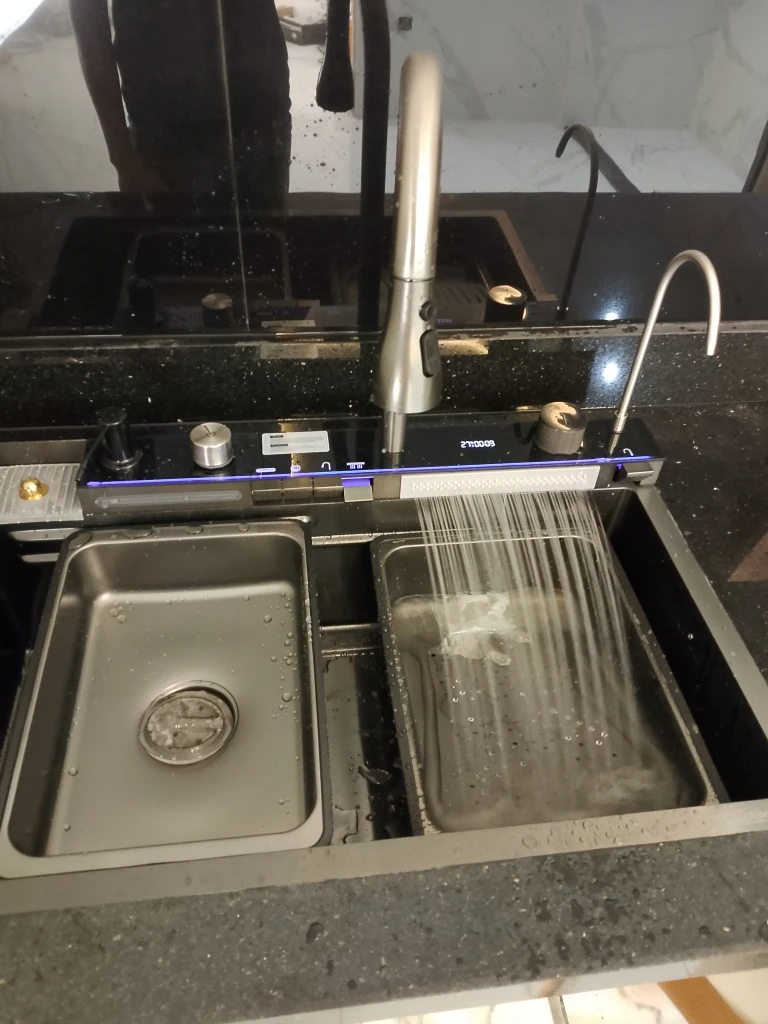 photo of حفيظ بلومبي