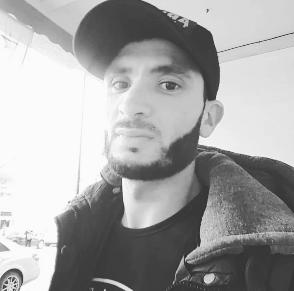 photo of تقني تكييف …