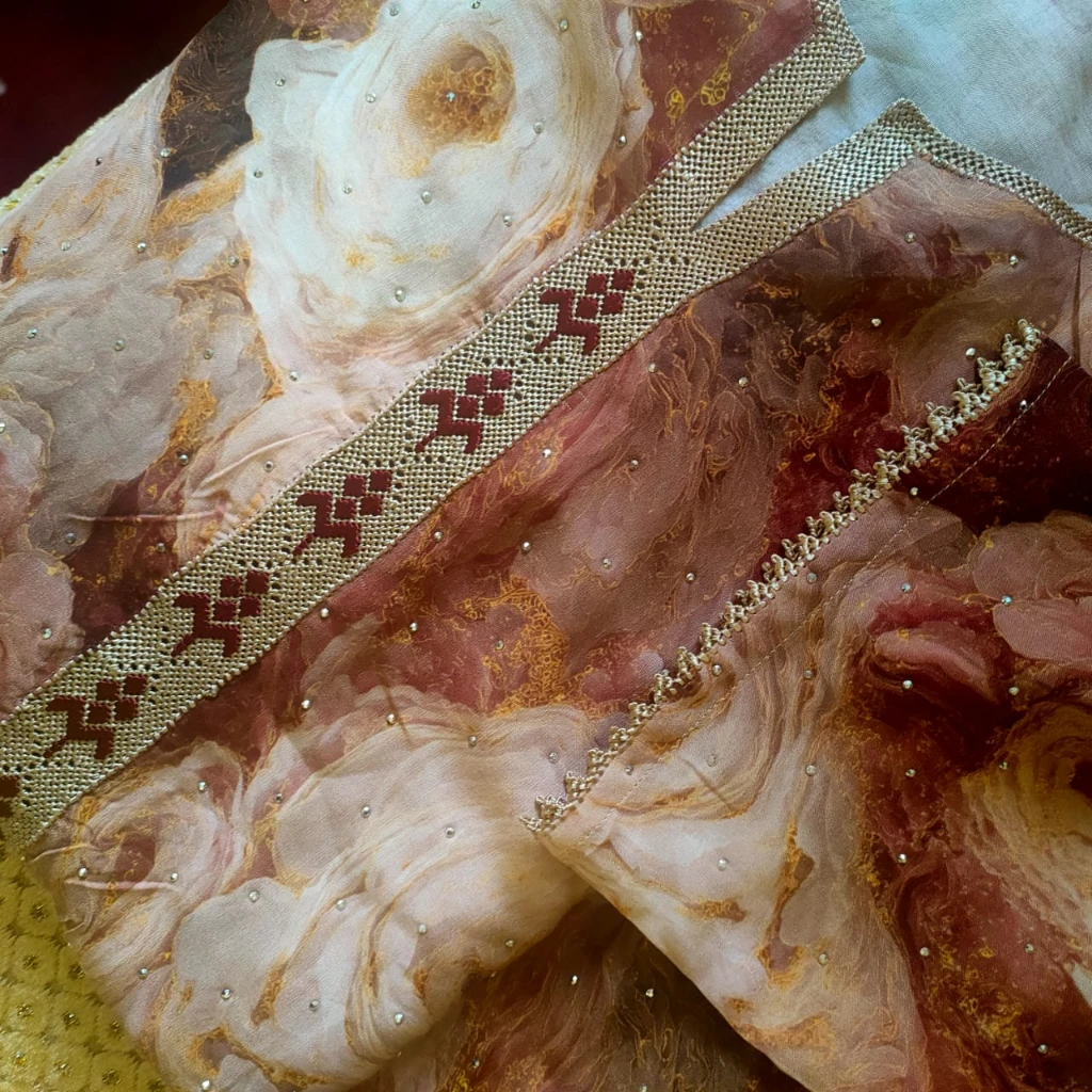 photo of خياطة الران…