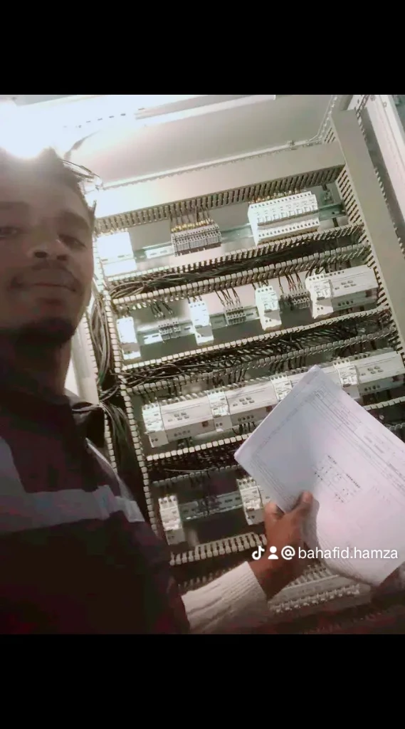 photo of Electrecian…