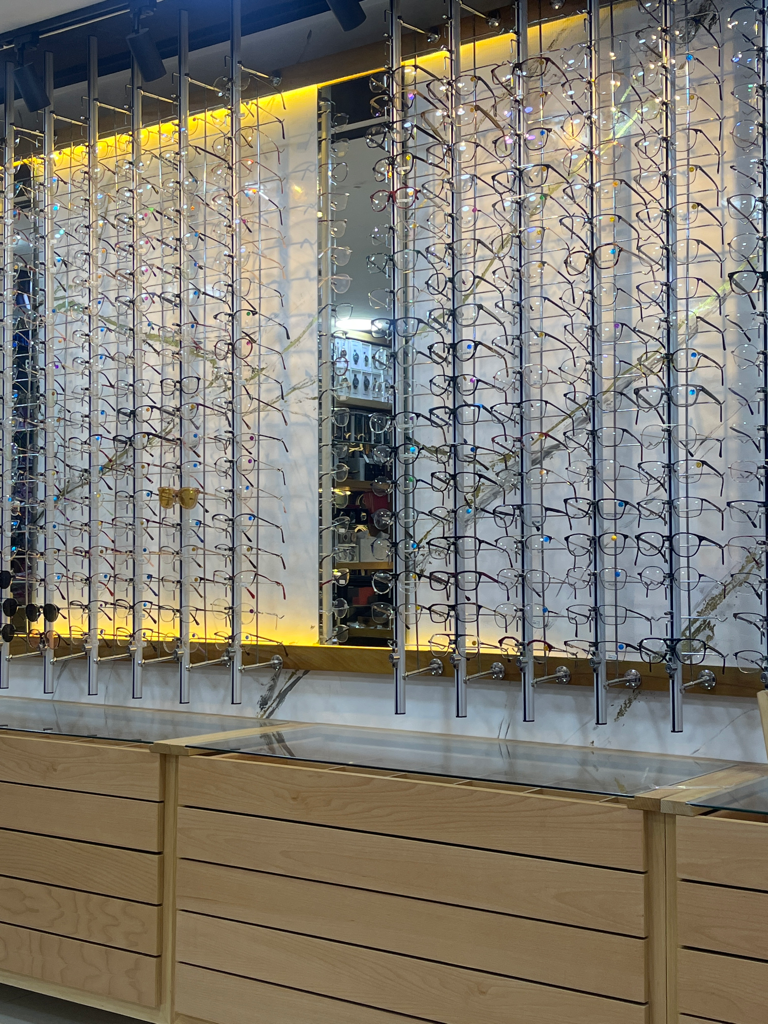 photo of بيع الساعات…