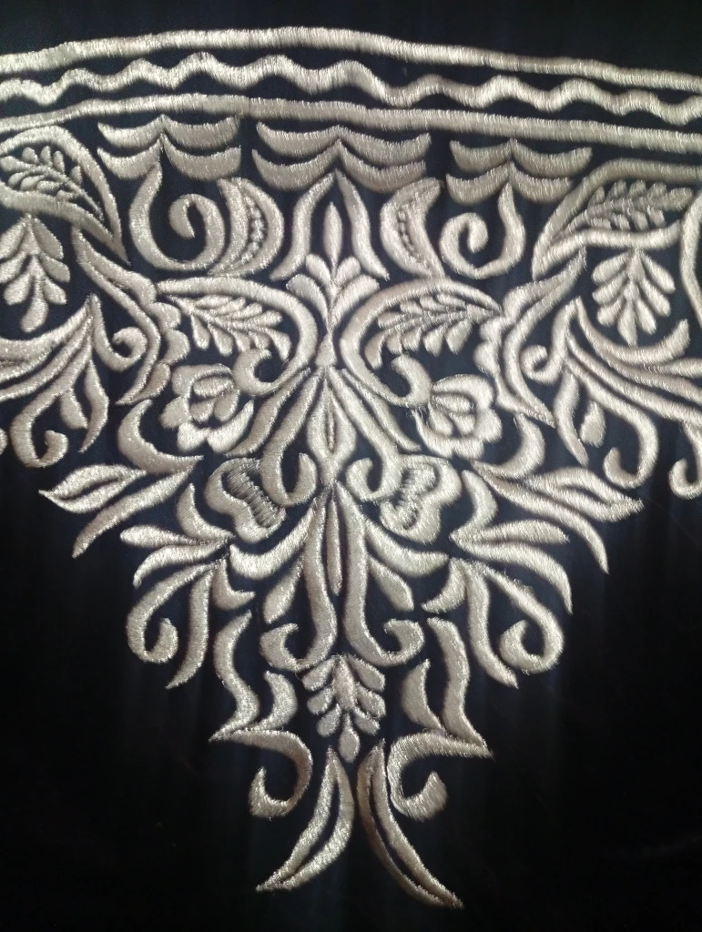 photo of خياطة وتطري…