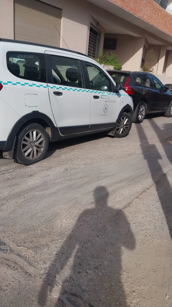 photo of سائق سيارة …