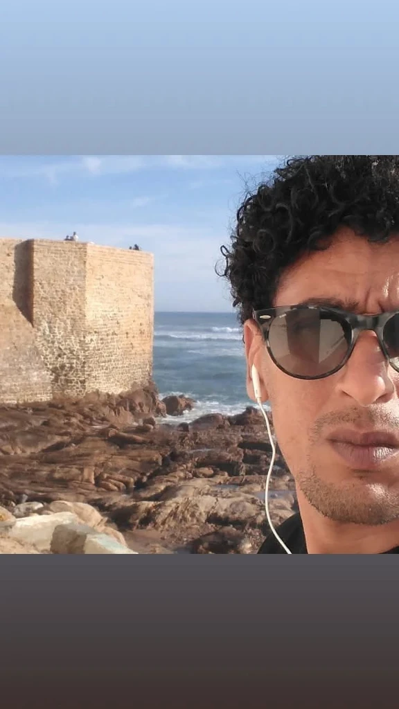 photo of طارق تركيب …