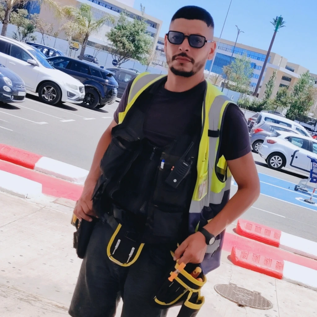 photo of Électricien…