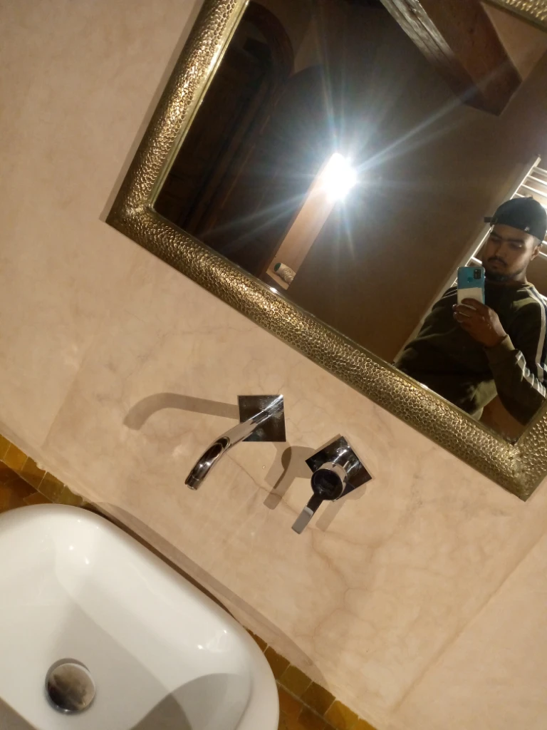 photo of Ploumbier a…