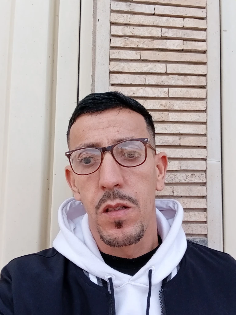 photo of صباغة البسمة